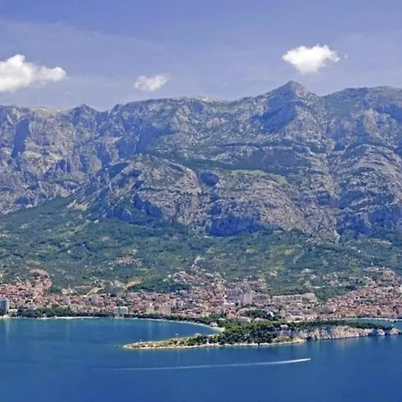 Navis Sea View With Pool Апартаменти *