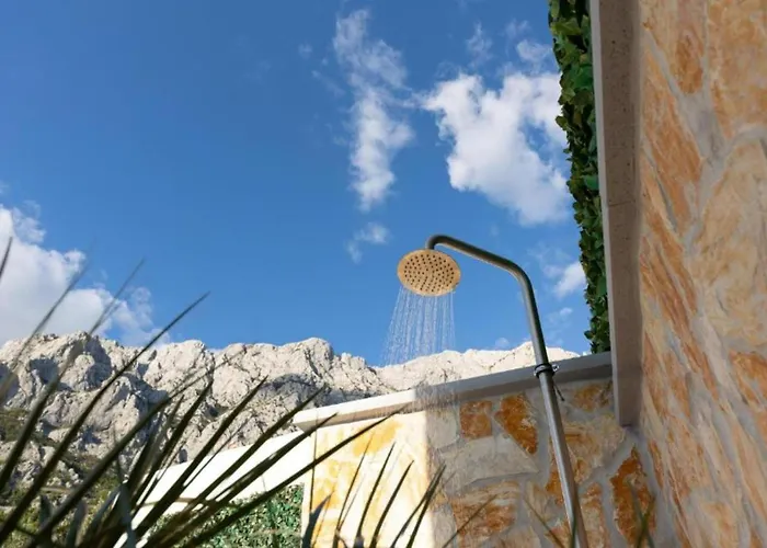 Navis Sea View With Pool Апартаменти