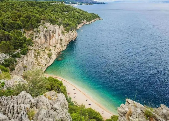 Апартаменти Navis Sea View With Pool *