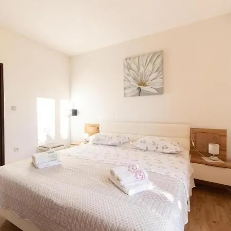 Appartamento Navis Sea View With Pool *