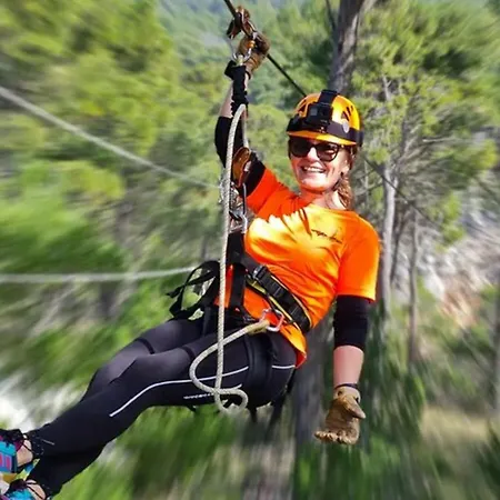 Navis Sea View With Pool アパート マカルスカ