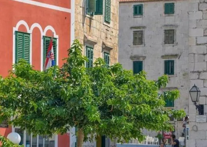 Navis Sea View With Pool Apartment Makarska